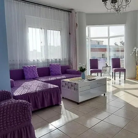 Mary's * 코스 타운